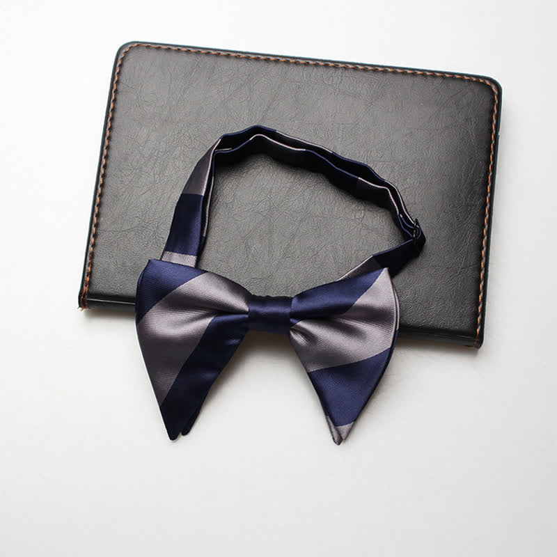 Pajarita de rayas de gran tamaño y punta para hombre de estilo universitario