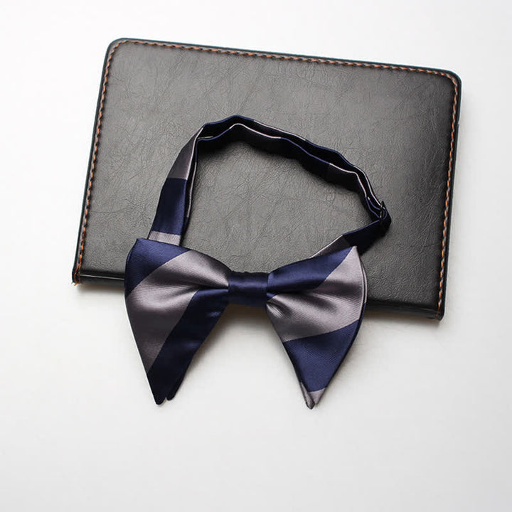 Pajarita de rayas de gran tamaño y punta para hombre de estilo universitario
