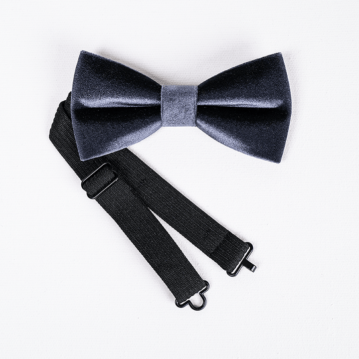 Pajarita de terciopelo de color liso gris noche para hombre