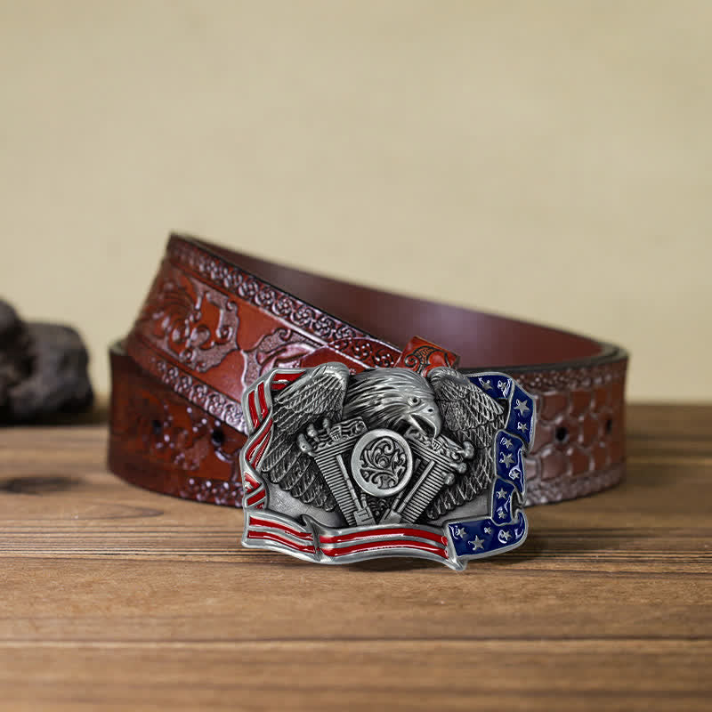 Cinturón de cuero con hebilla multicolor con diseño de águila patriótica para hombre