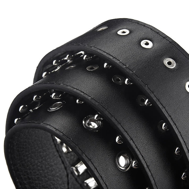 Cinturón de cuero con tachuelas y remaches de balas de punk rock negras