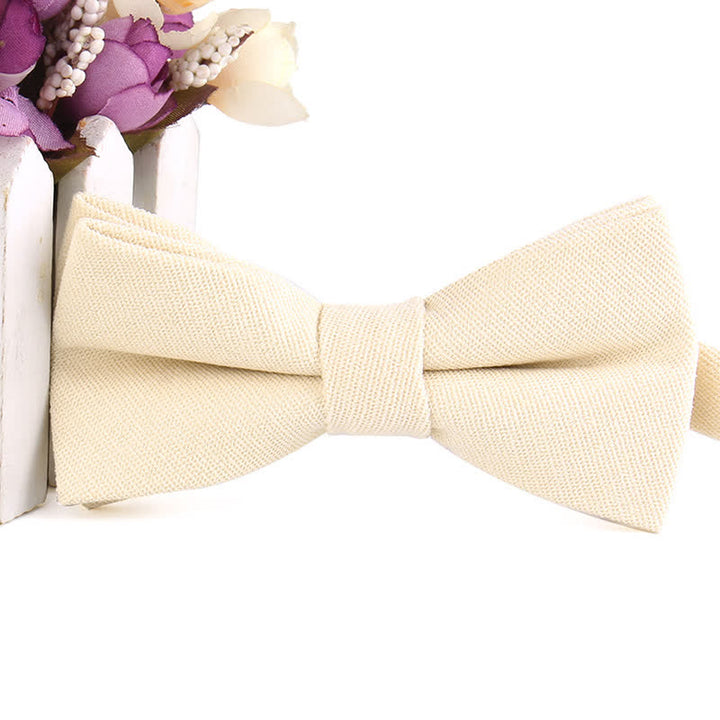 Pajarita formal de gamuza color caramelo liso para hombre