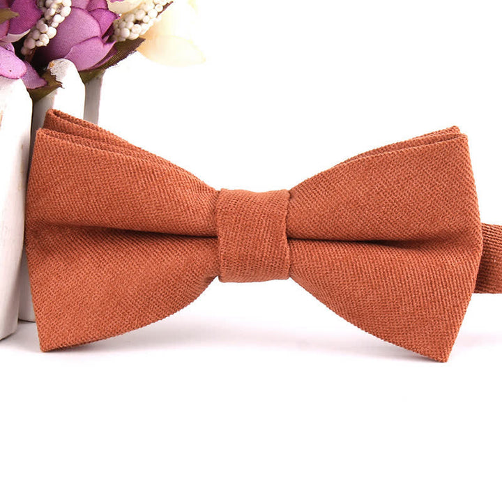 Pajarita formal de gamuza color caramelo liso para hombre