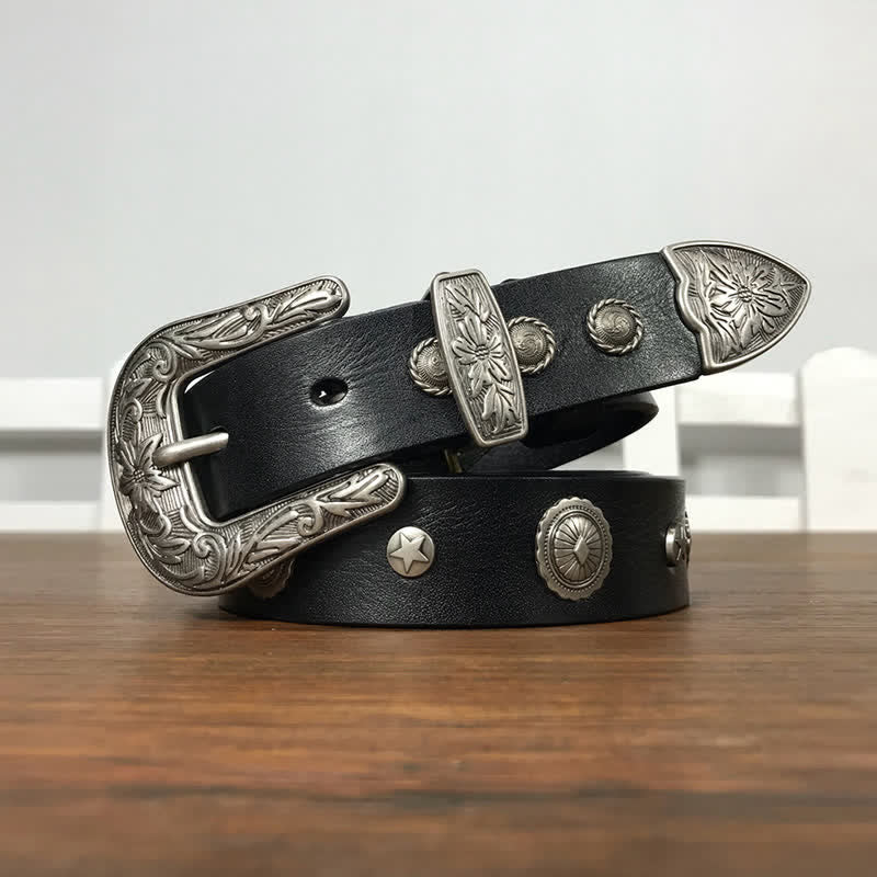 Cinturón de cuero con tachuelas y remaches redondos decorativos con personalidad