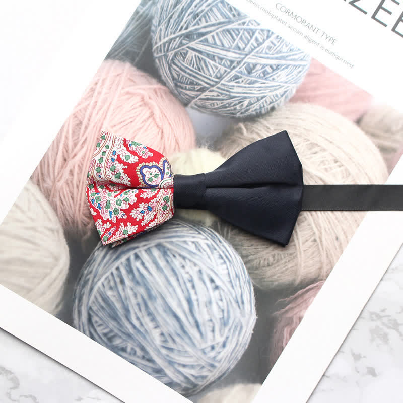 Pajarita negra con estampado paisley y empalmes para hombre