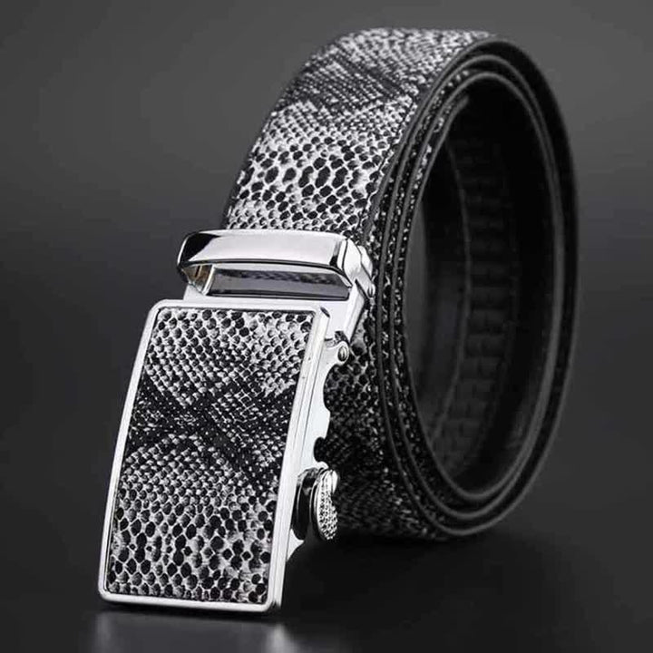 Cinturón de cuero con hebilla automática y diseño de piel de serpiente para hombre