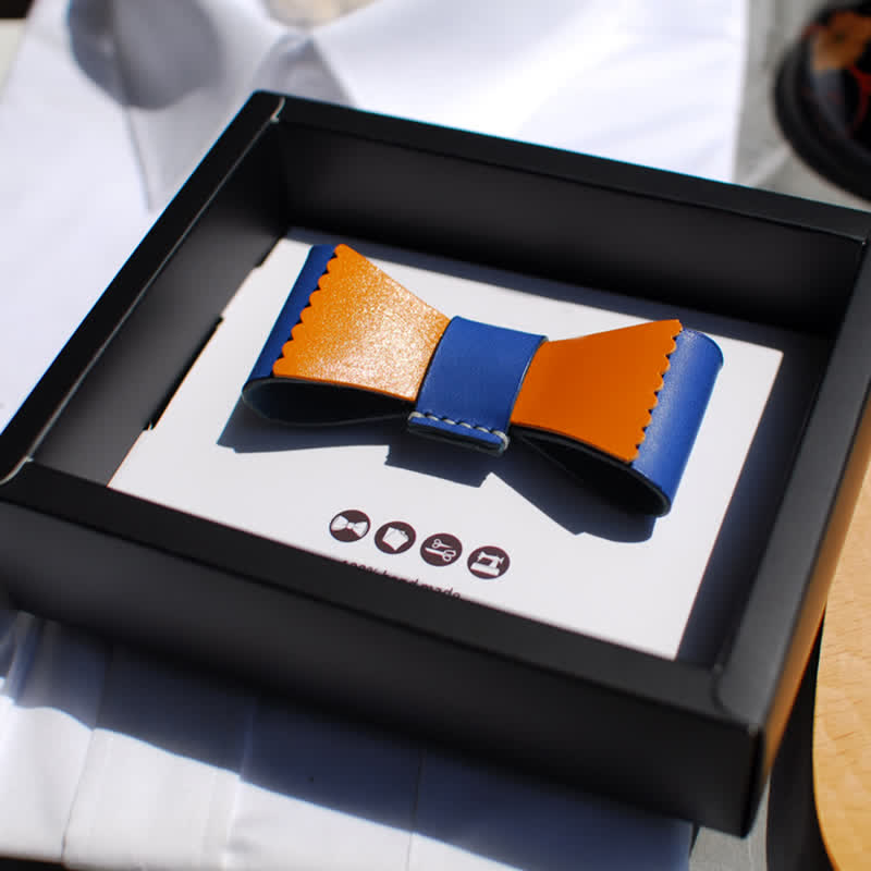 Pajarita de cuero curtido con combinación de colores única para hombre
