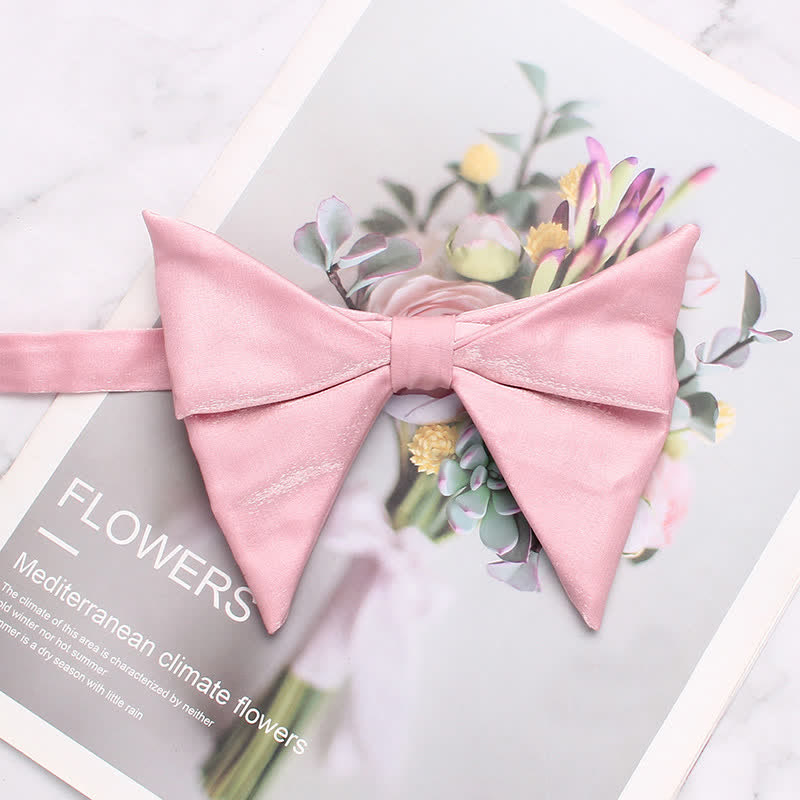 Pajarita de hombre de gran tamaño con diseño plegado y brillante