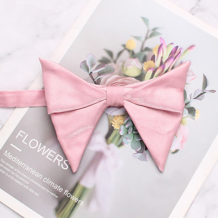 Pajarita de hombre de gran tamaño con diseño plegado y brillante