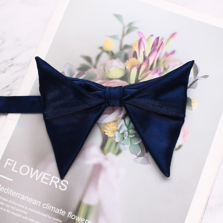 Pajarita de hombre de gran tamaño con diseño plegado y brillante