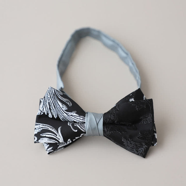 Pajarita con bordado floral en blanco y negro para hombre