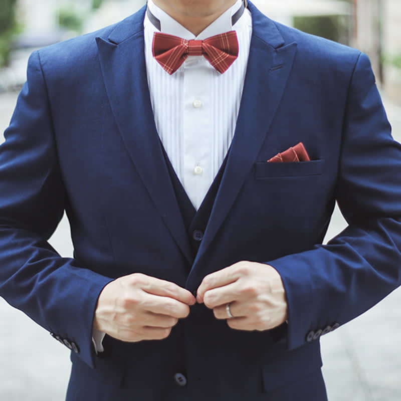 Pajarita clásica a cuadros estilo británico para hombre