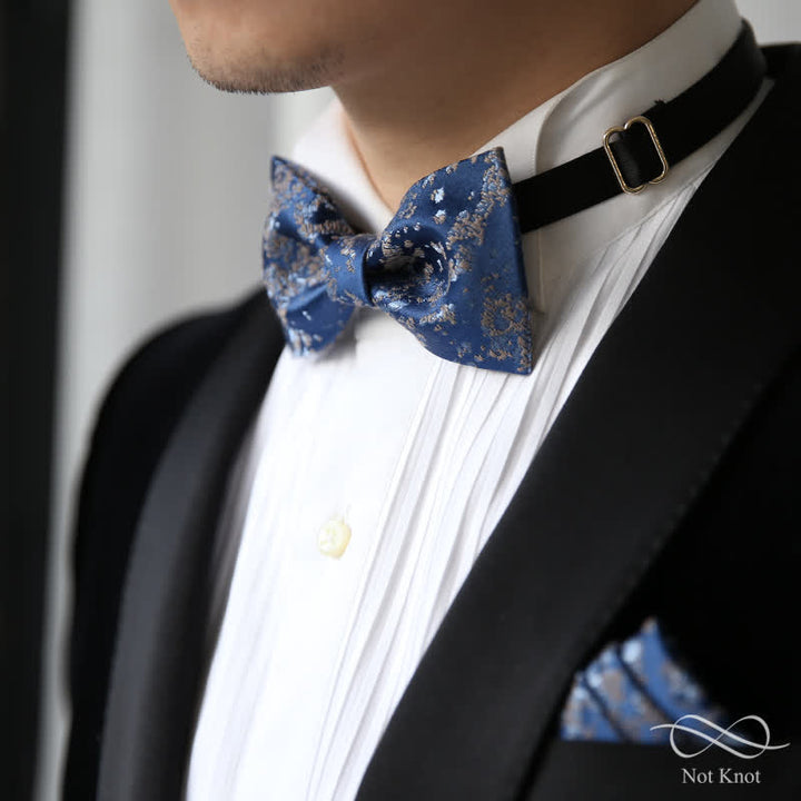 Pajarita delicada con estampado floral azul para hombre