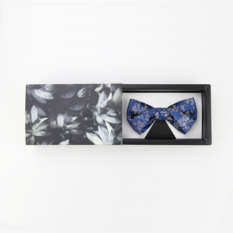 Pajarita delicada con estampado floral azul para hombre