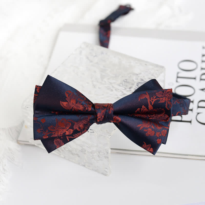 Pajarita elegante con estampado floral de iris para hombre