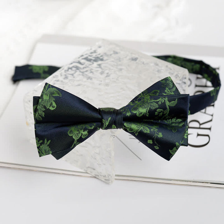 Pajarita elegante con estampado floral de iris para hombre