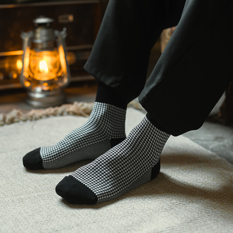 Calcetines negros de rayas con diseño enrejado para hombre