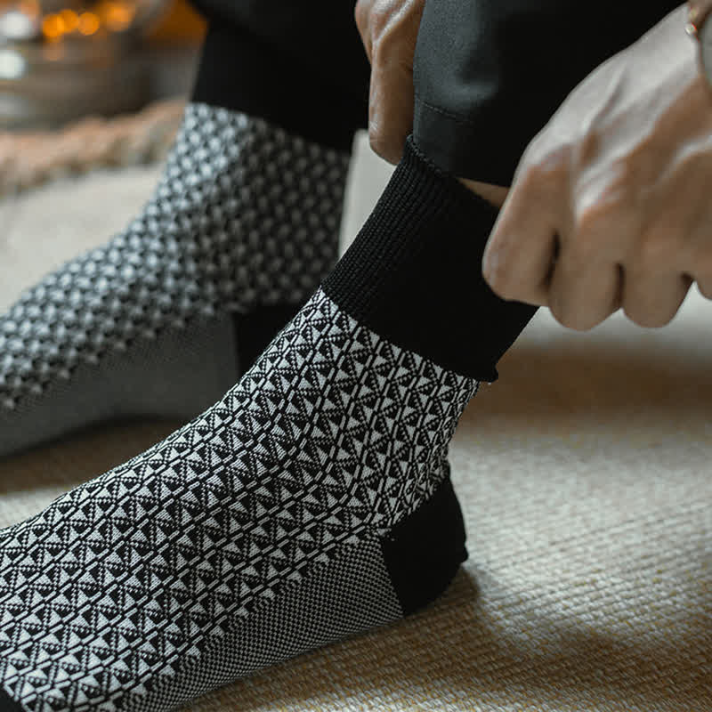 Calcetines negros de rayas con diseño enrejado para hombre