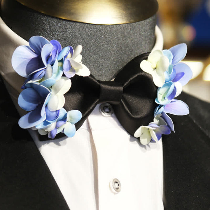 Pajarita para hombre con flores artificiales en violeta y blanco