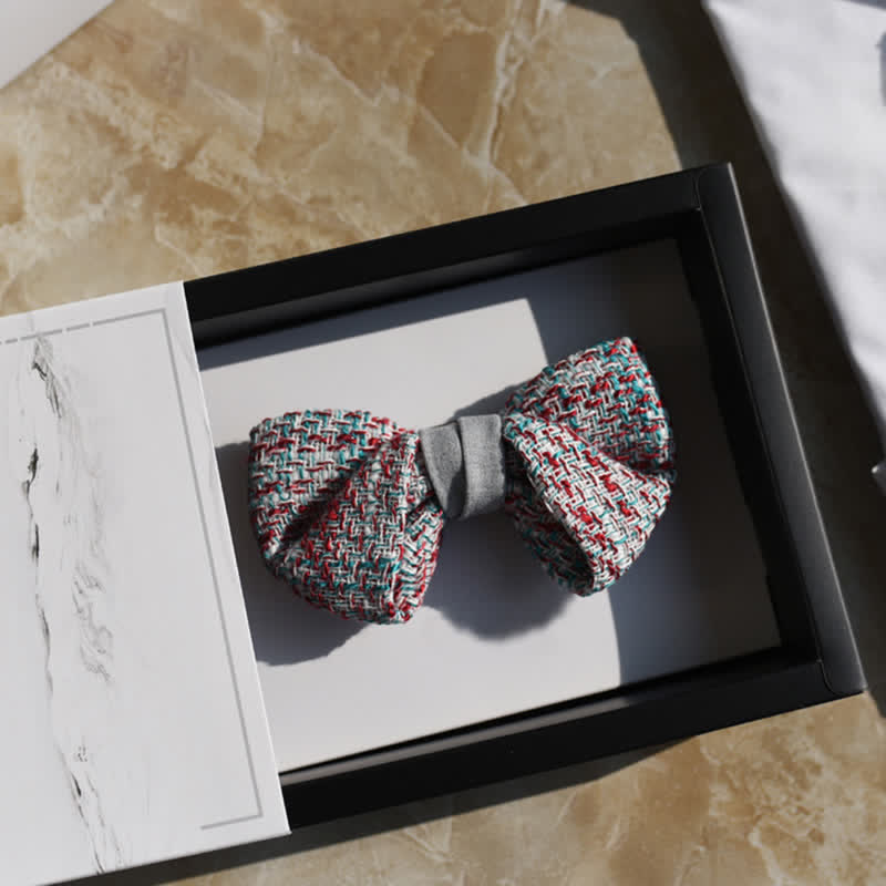 Pajarita tejida para hombre en mezcla de colores gris, rosa y azul