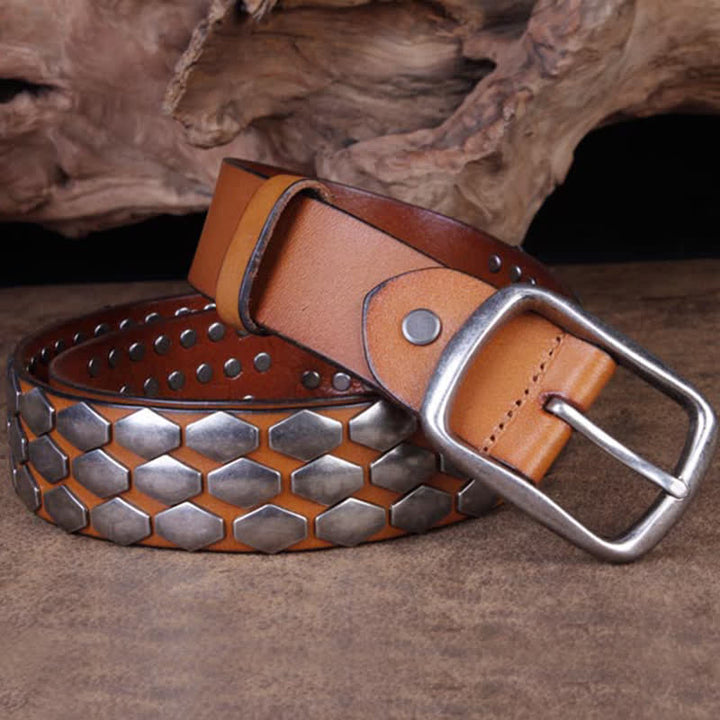 Cinturón de cuero con remaches en escamas de pescado estilo punk para hombre