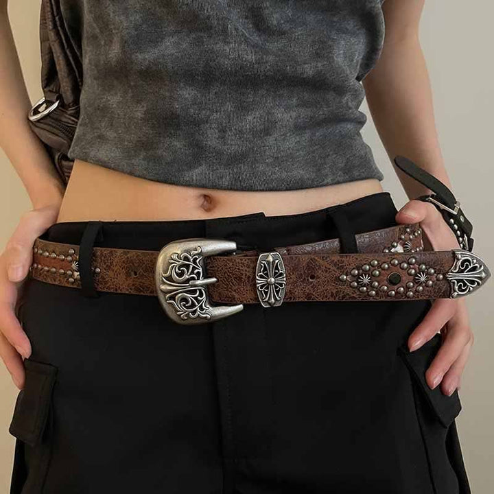 Cinturón de cuero con tachuelas y remaches en forma de flecha marrón para mujer