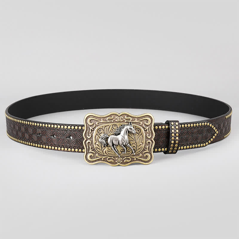 Cinturón de cuero marrón oscuro con remaches de Running Horse