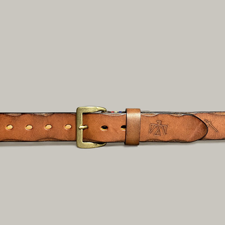Cinturón de cuero con estampado de tótem grabado con láser estilo retro informal