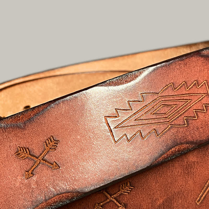 Cinturón de cuero con estampado de tótem grabado con láser estilo retro informal