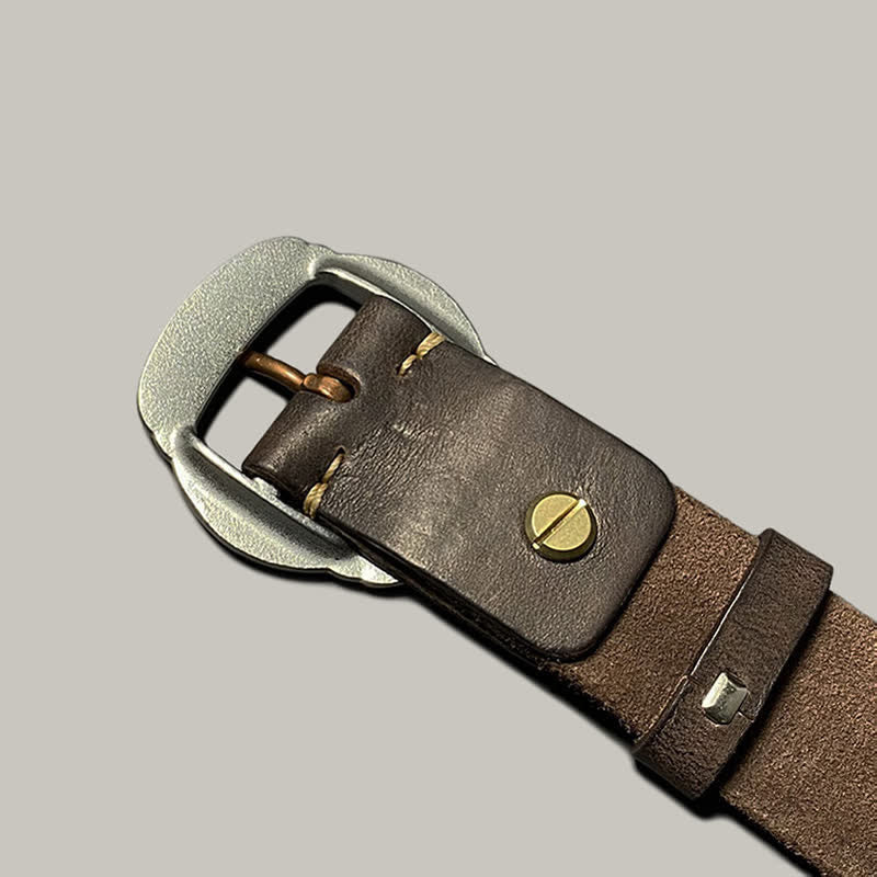 Cinturón de cuero con hebilla plateada y estampado de sol en relieve retro