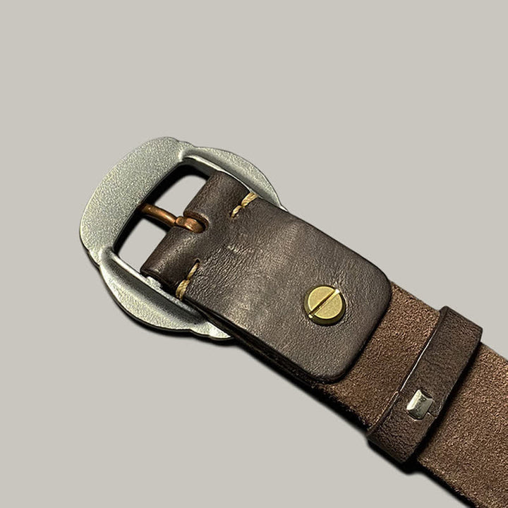 Cinturón de cuero con hebilla plateada y estampado de sol en relieve retro