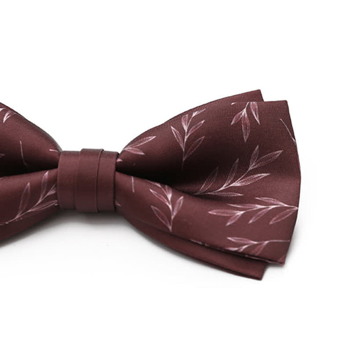 Pajarita elegante con estampado de sauce en color rojo vino para hombre