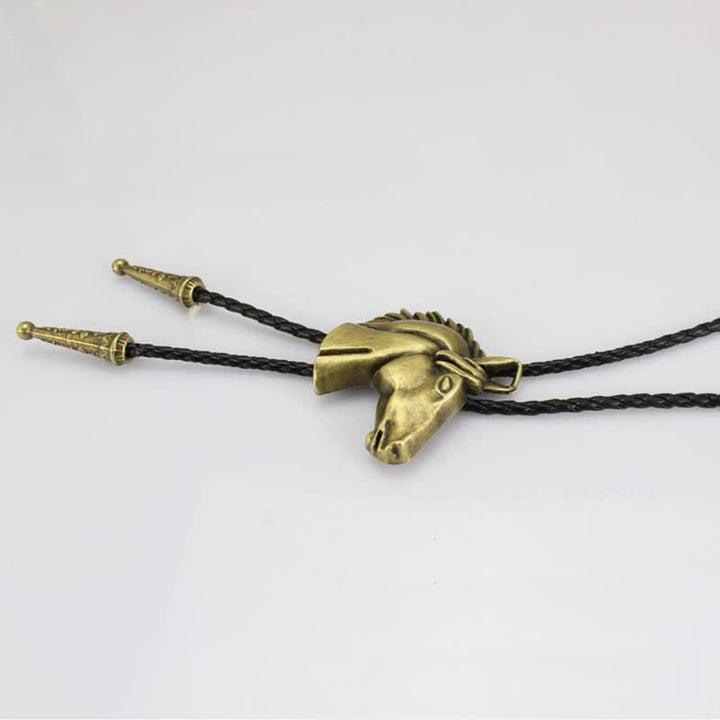 Corbata de cuero estilo bolo de vaquero con cabeza de caballo estereoscópica