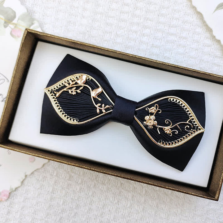Pajarita de boda para hombre con estampado floral de hojas y pájaros dorados
