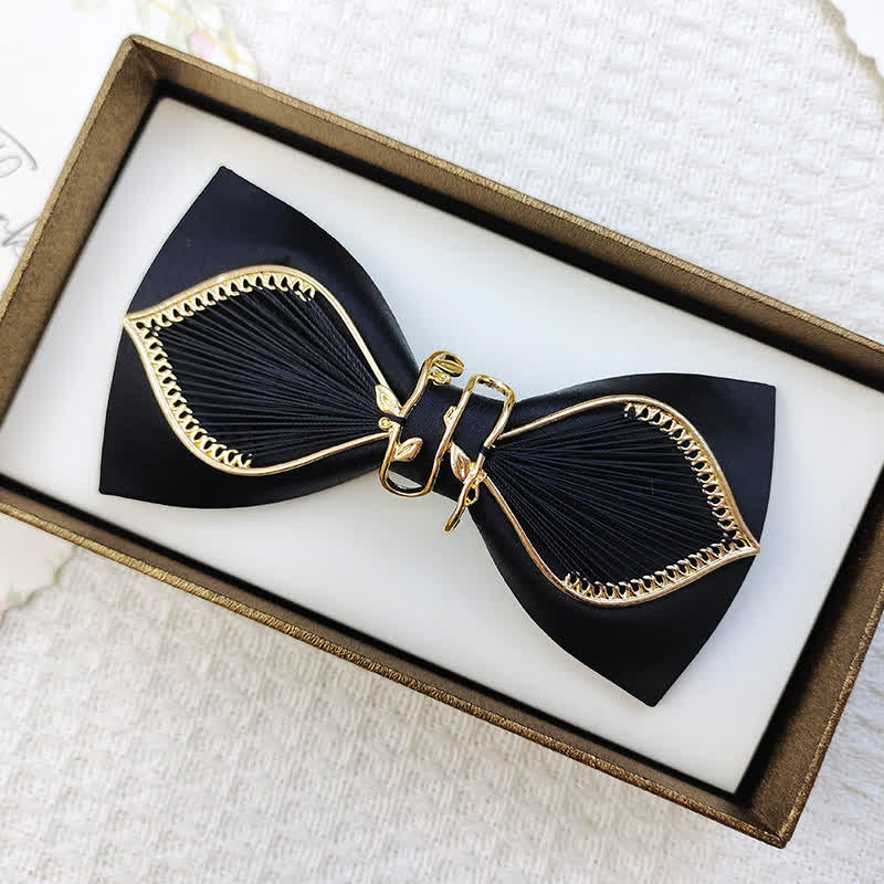 Pajarita de boda para hombre con estampado floral de hojas y pájaros dorados