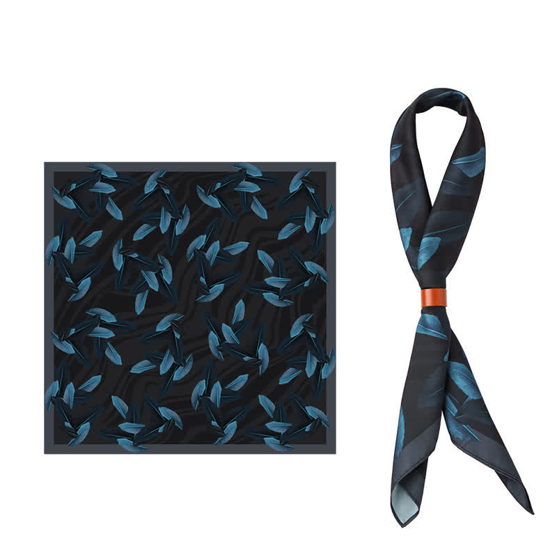 Pañuelo cuadrado con estampado floral Strelitzia Reginae en gris pizarra oscuro y azul
