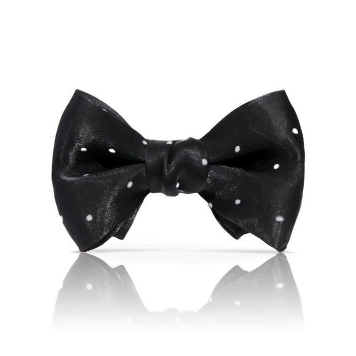 Pajarita romántica de lunares blancos y negros para hombre