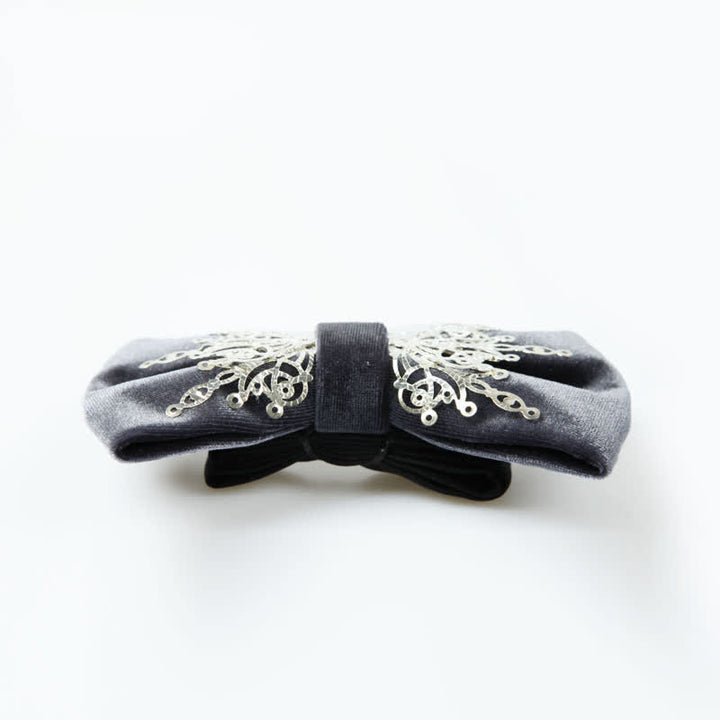 Pajarita de terciopelo gris metalizado con diseño de rayos de sol plateado para hombre