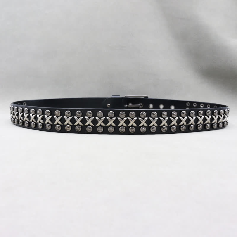 Cinturón de cuero con tachuelas estilo punk rock de tres filas y diseño de cruz y círculo