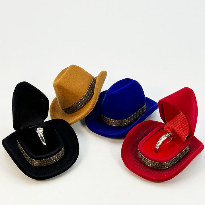 Caja de terciopelo para anillos con forma de sombrero de vaquero occidental