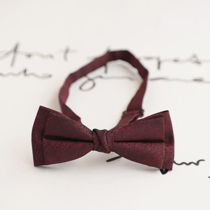 Pajarita retro sencilla de color liso para caballero con doble lazo