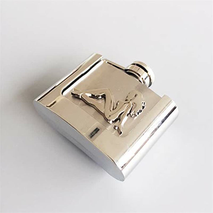 Cinturón de cuero de 2 oz para hombre con frasco oculto y diseño de perfil femenino