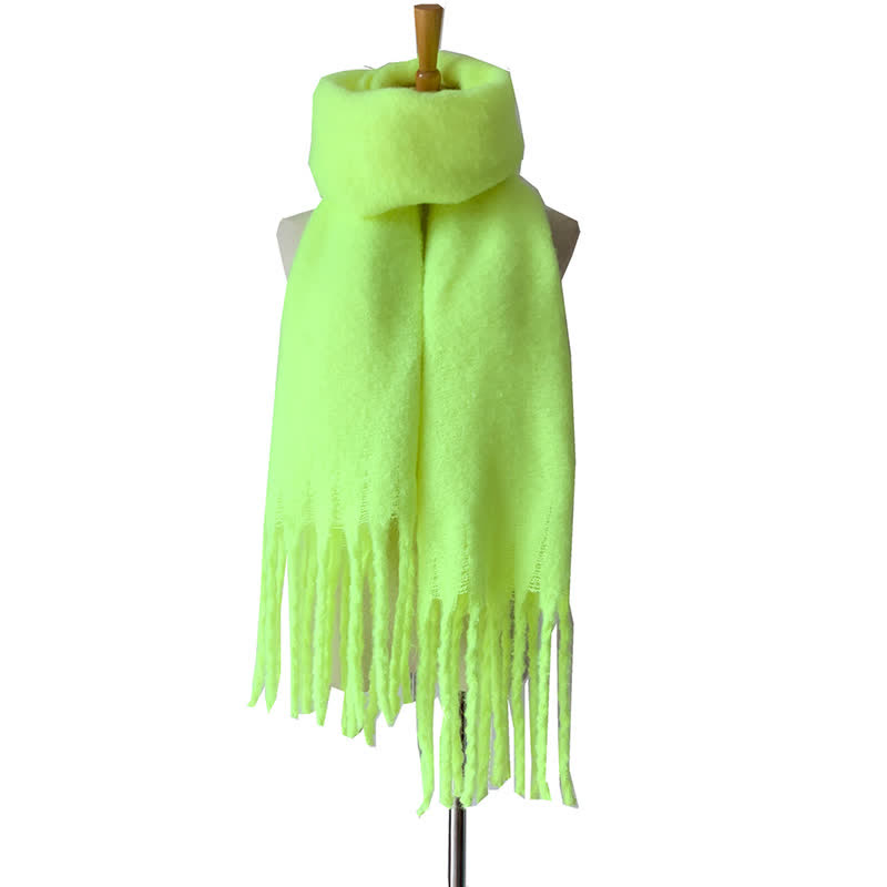 Bufanda unisex cálida de color puro con borlas gruesas