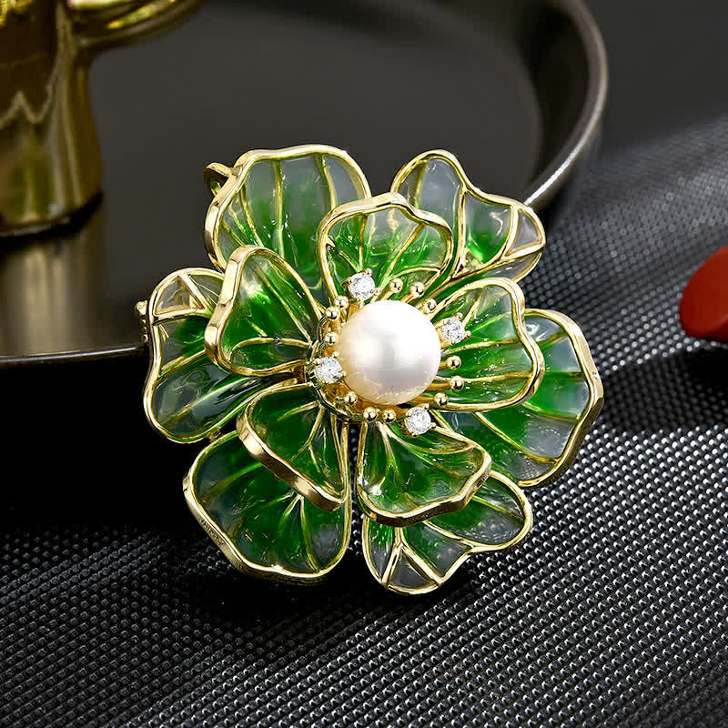 Broche de peonía verde bañado en oro esmaltado para mujer