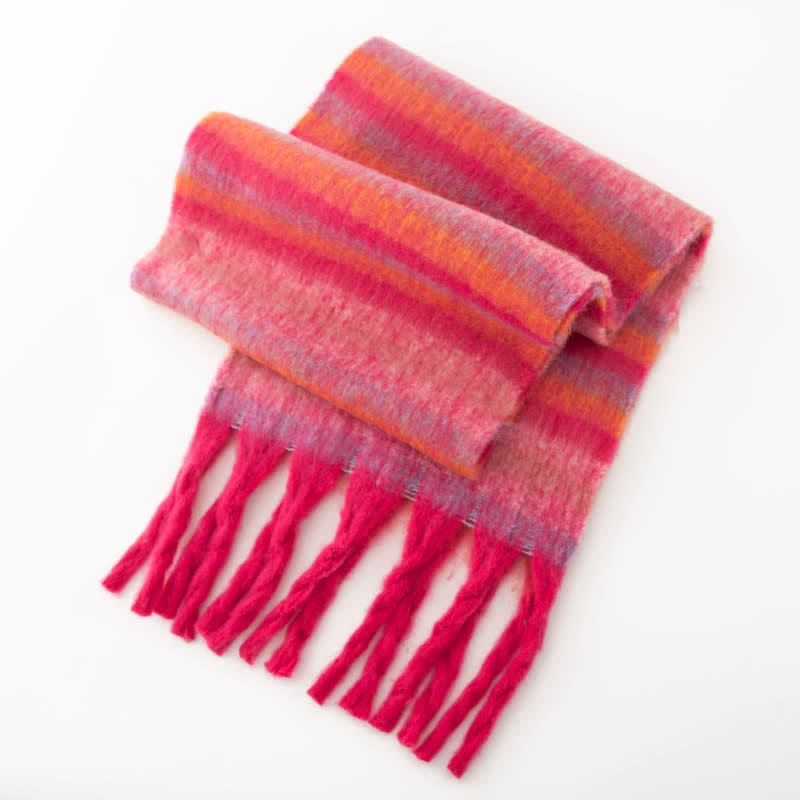 Bufanda unisex de mohair con borlas y colores en contraste del arcoíris