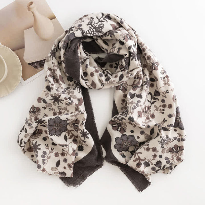 Bufanda elegante con borde en contraste floral para mujer