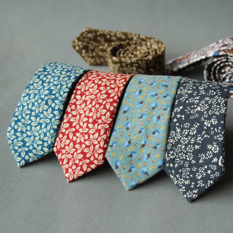 Corbata casual de algodón con estampado floral fresco y bonito para hombre