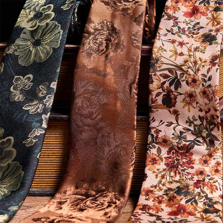 Conjunto de 3 corbatas elegantes e informales con diseño floral