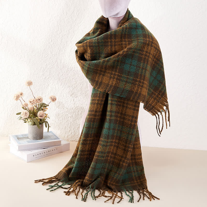 Bufanda unisex de lujo con borlas y estampado a cuadros estilo británico