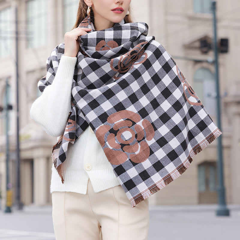 Bufanda unisex con estampado de flores grandes y borlas a cuadros